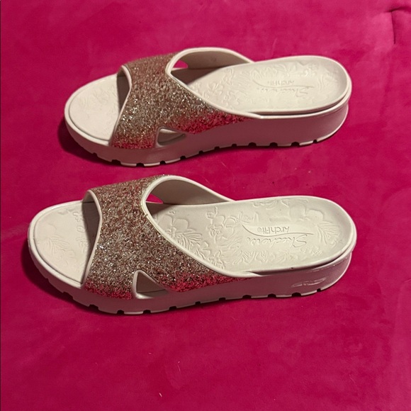 Skechers Glitter Slide Sandals - Gold and Pink Arch Fit - Picture 2 of 5